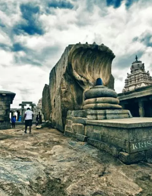 Bangalore – Nandi Hills – Lepakshi A One Day Road Trip!