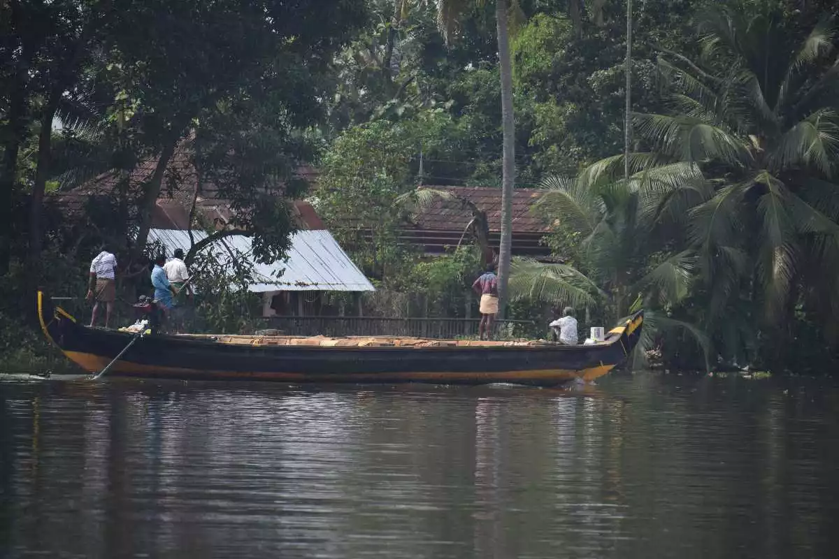  bangalore to alleppey taxi